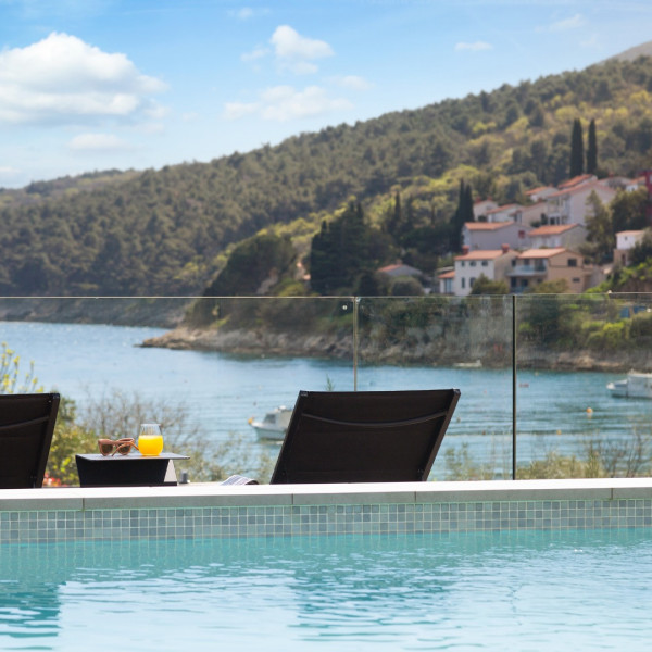 Villa Valmata Adriatic Pearl, Villa Valmata Adriatic Pearl - Luksuzna vila na obali Sveta Marina - Labin - Istra Sveta Marina